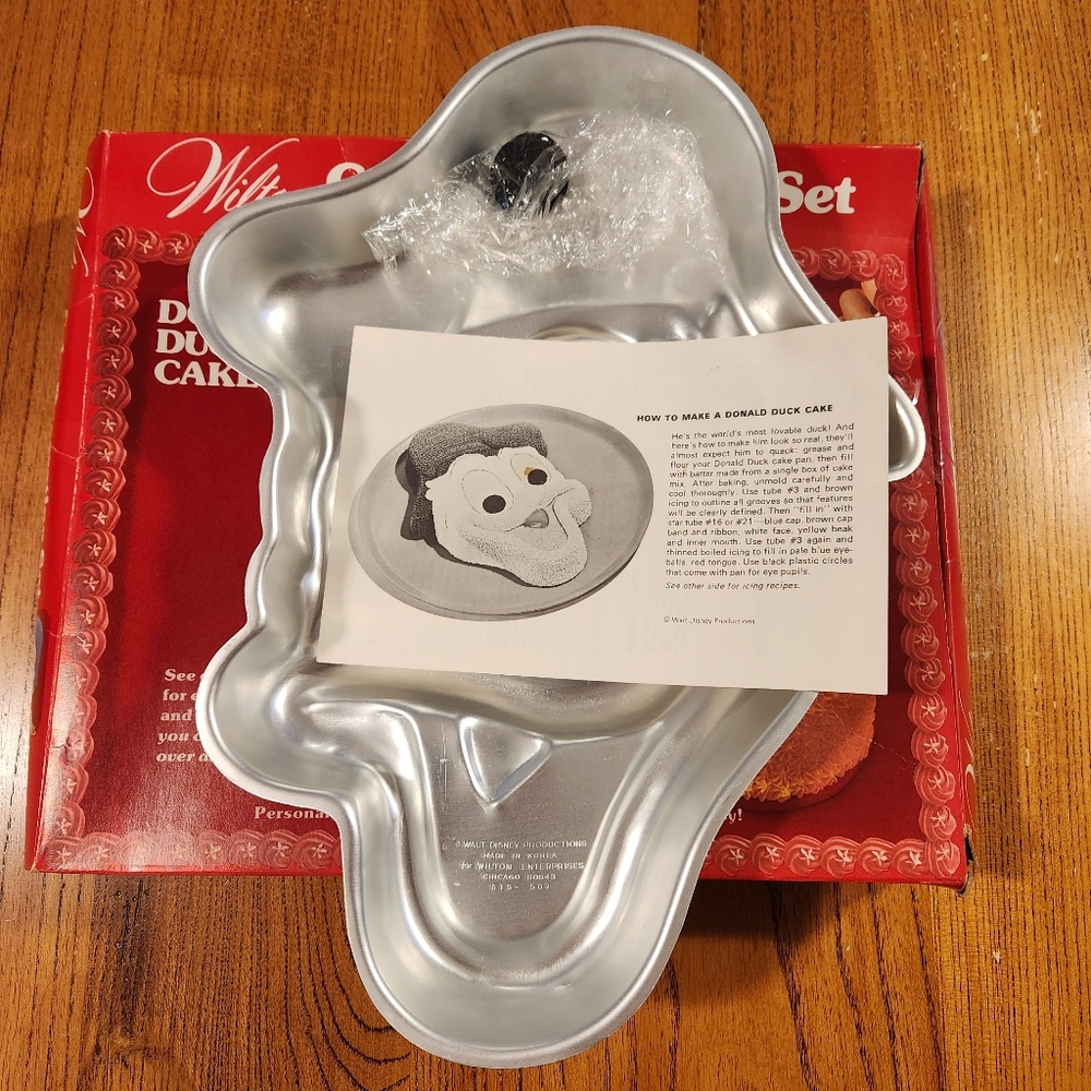 1974 Donald Duck Wilton Cake Pan in Box Vintage Donald Duck Birthday Cake Pan - Picture 5 of 16